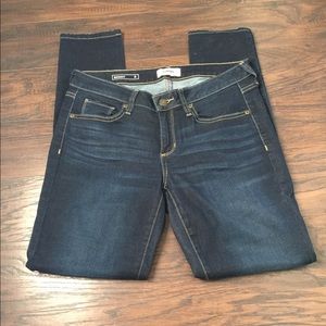 Sonoma Dark Wash Skinny Jeans Like New